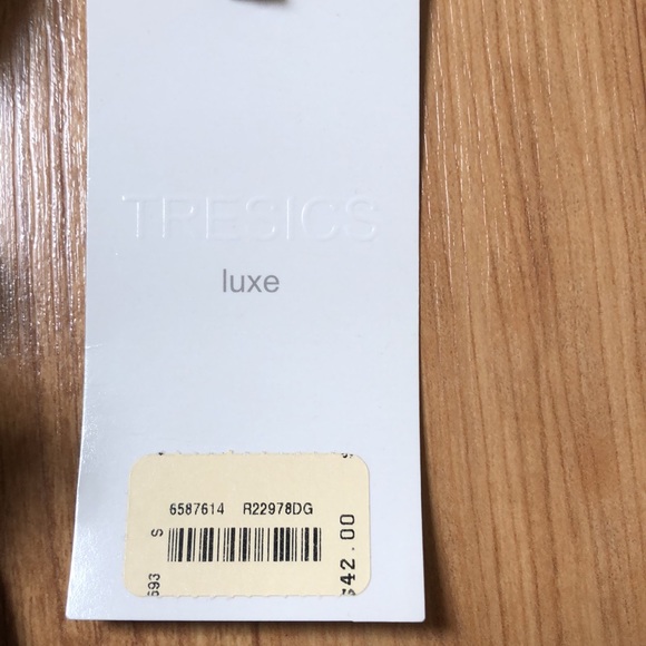 Romper - Picture 3 of 5